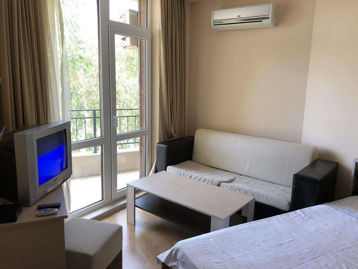 Vp Luxor Studio Sveti Vlas Exterior photo